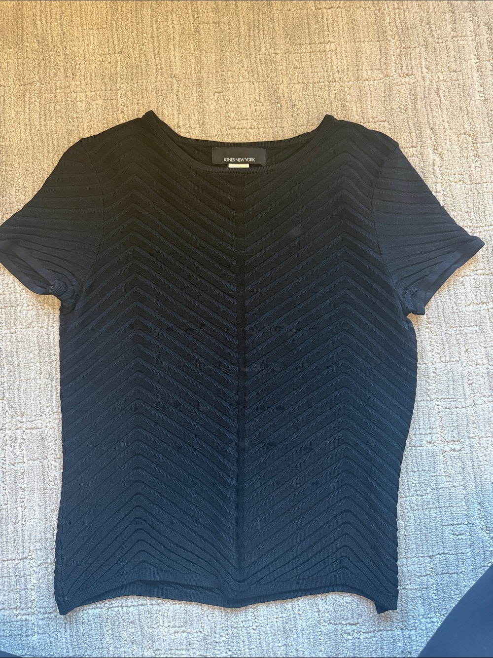 Jones New York Black Chevron Rib Short Sleeve Top